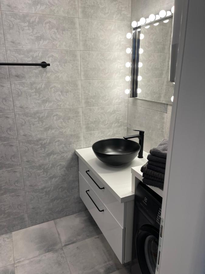 Apartment Leon Makarska Buitenkant foto